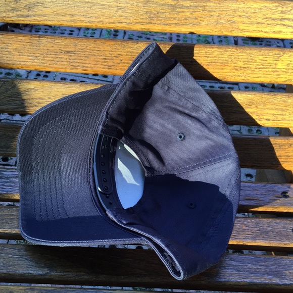 Con-way freight trucker hat SnapBack 6 full panel style cap NWOT dark blue - Picture 2 of 8